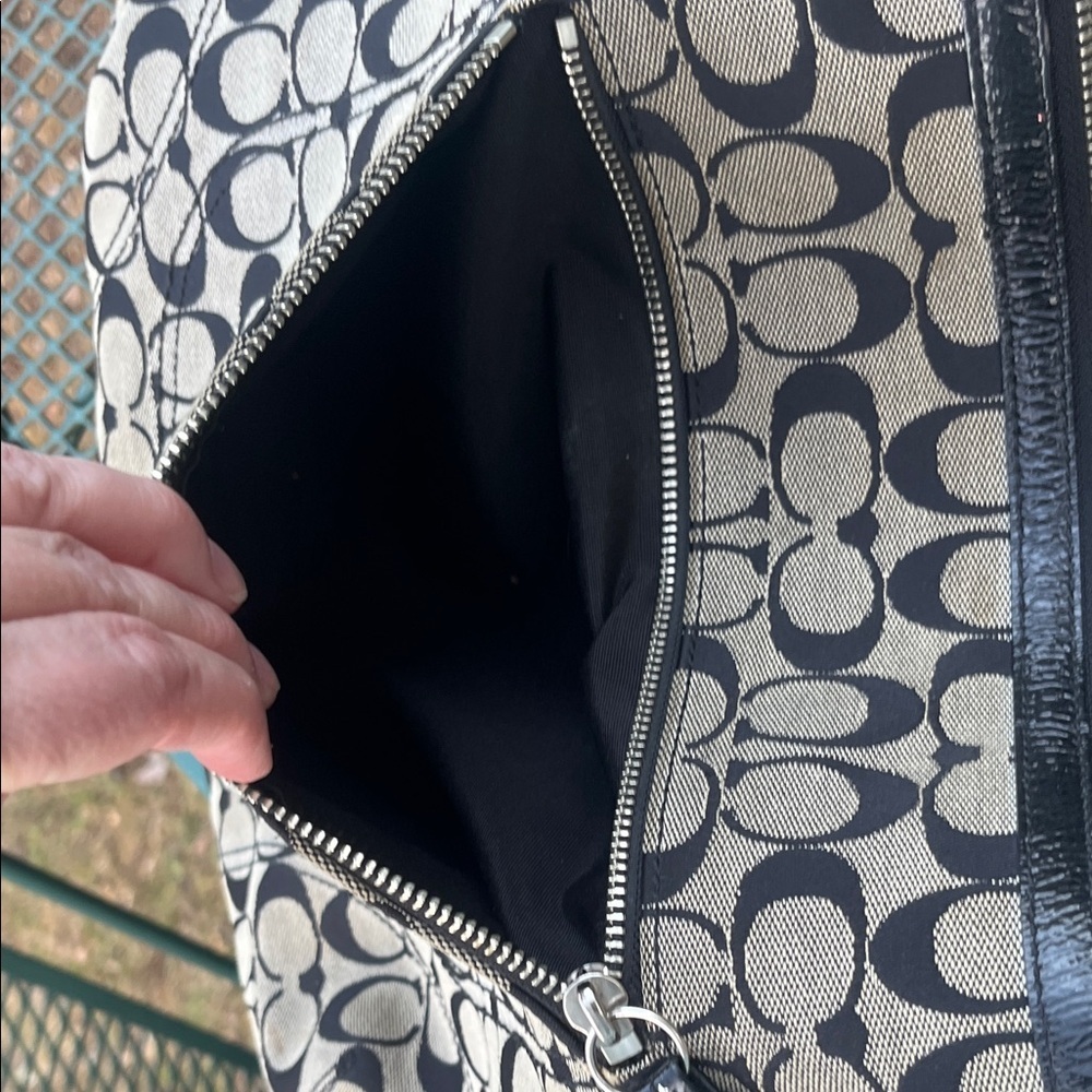 Coach Signature Monogram Shoulder Bag in Black & White Y2K - Picture 5 of 9